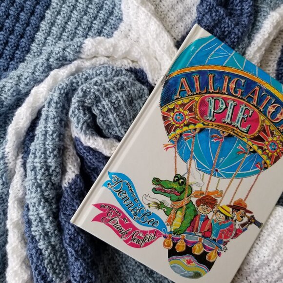 Hand Knit Baby Blanket - Waffle Pattern - Blue and White Stripe - Picture 6 of 8